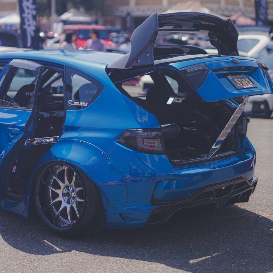 Custom LED Trunk Prop