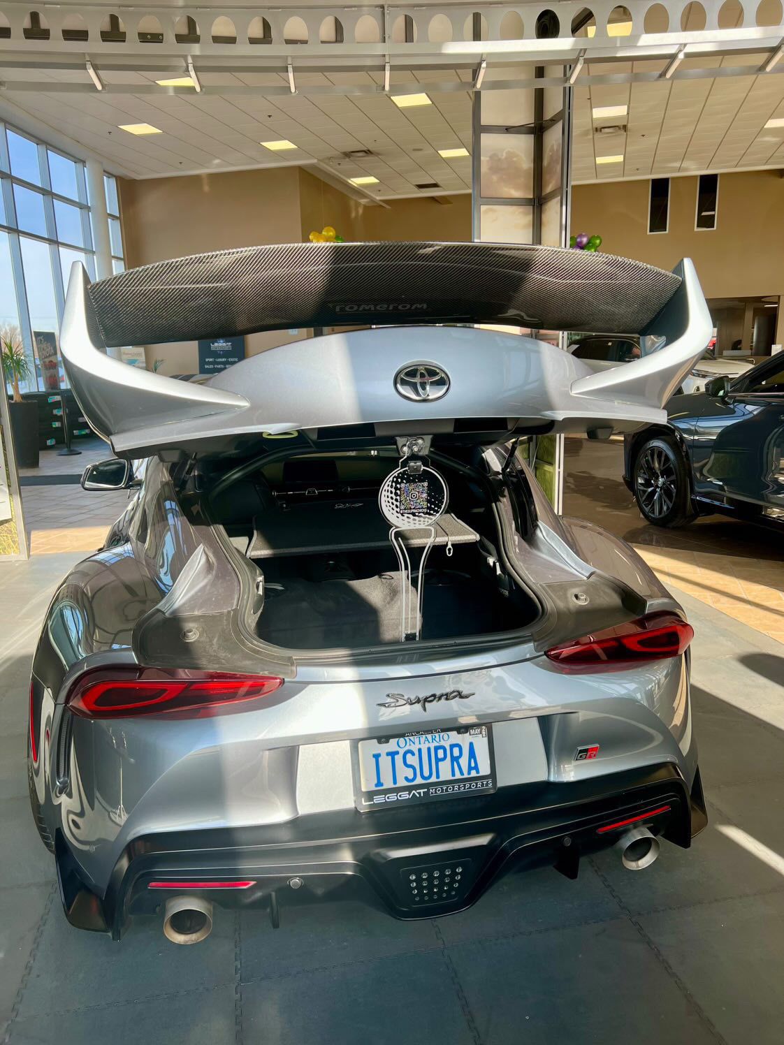 Custom LED Trunk Prop